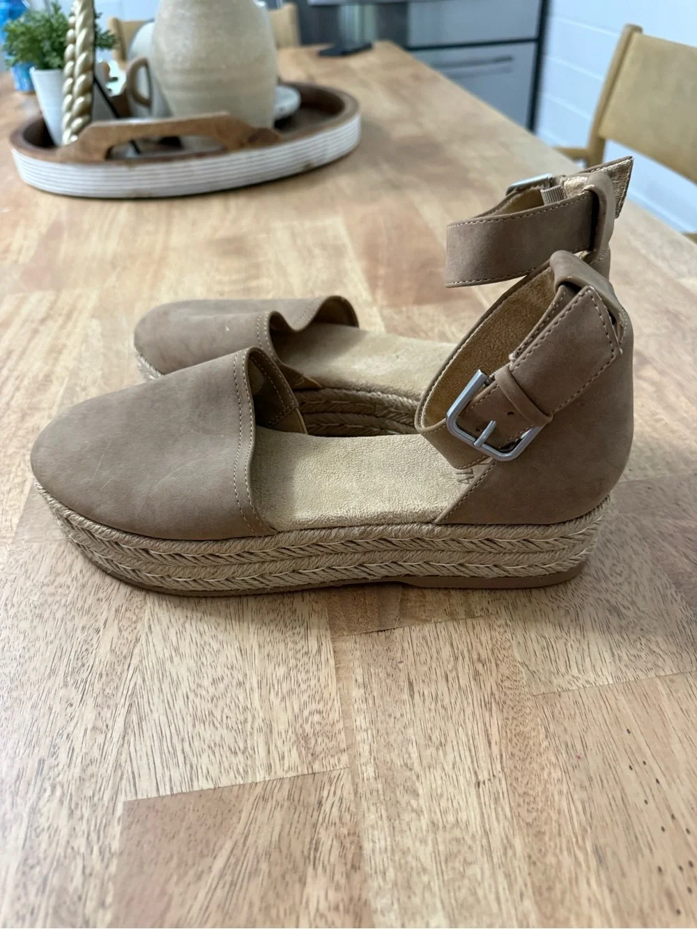 Naturalizer Taupe Ankle-Strap Espadrille Platform size 7.5